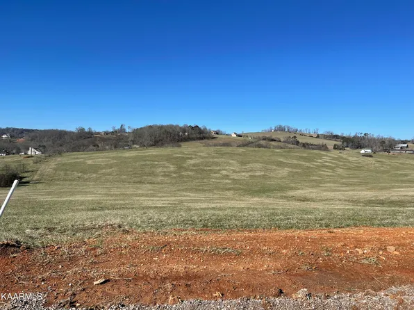 318 Howell River Rd, Rutledge, TN 37861