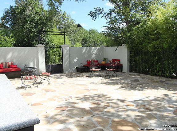3rd image of 1129 W Ashby Pl APT 6