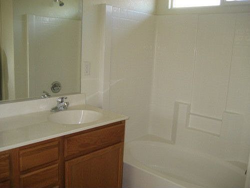 4th image of 17307 S Green Summers Ln