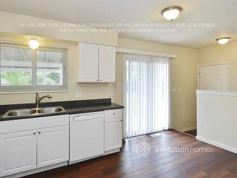 1530 S Salida Way — Photo 6