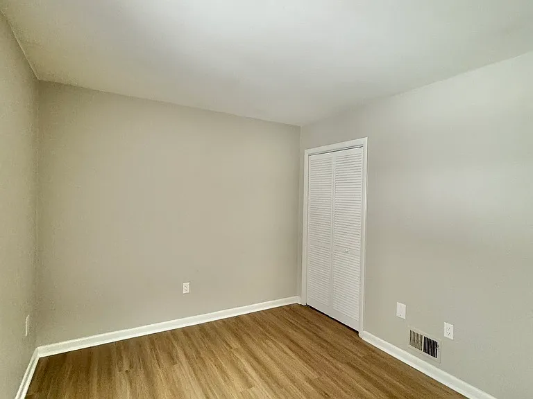 510 Holladay Dr #202 — Photo 8