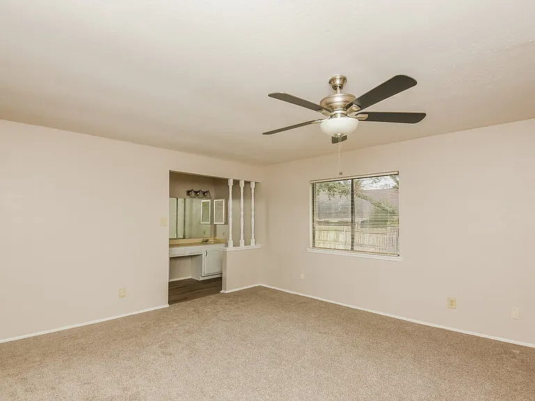 3913 Horizon Pl — Photo 13