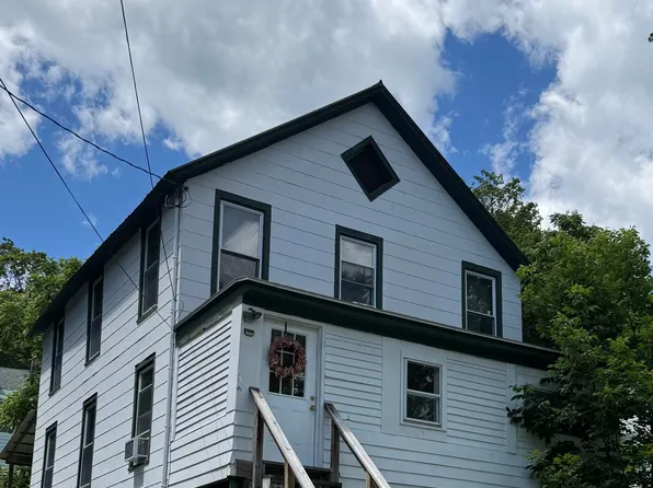 88 Saunders Street, Whitehall, NY 12887