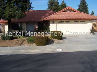 2245 Mitchell Ave, Clovis, CA 93611