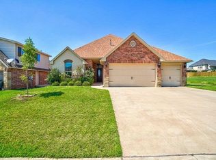 4312 NE Flycatcher Ln, Lawton, OK 73507