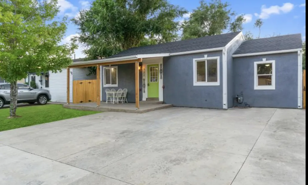 521 Osceola St — Photo 2