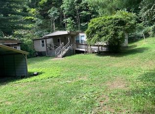 295 Mill Creek Rd, Raven, VA 24639