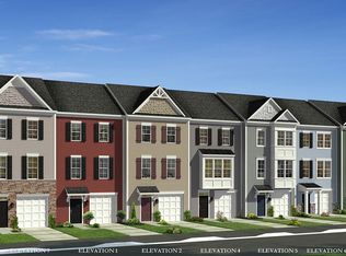 Darlington II - Garage Plan, Huntfield Townhomes, Charles Town, WV 25414