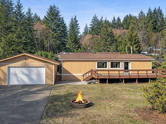 2nd image of 124 W Blakley Drive