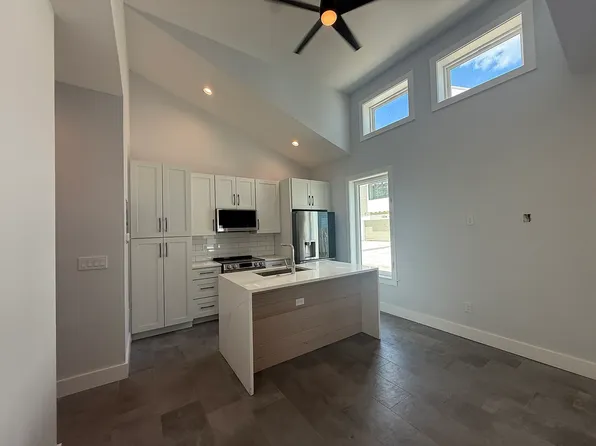 121 12th Ave N #102, Jacksonville Beach, FL 32250
