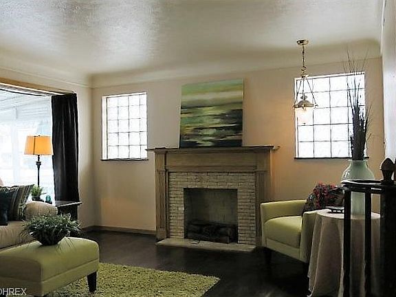 5th image of 20300 Sunset Dr