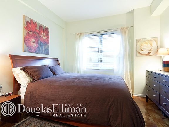 3rd image of 7 Park Ave APT 116