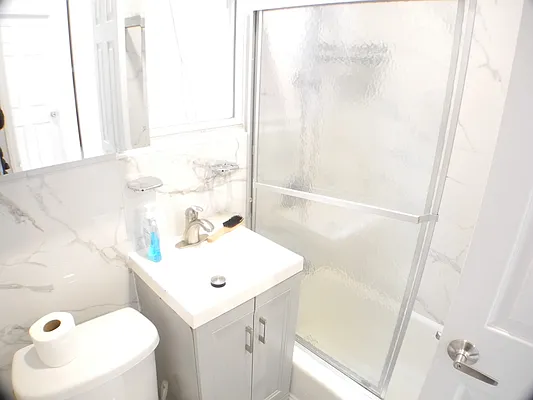 Rented by Beyond Property Group | media 8