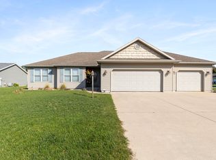 19571 Gentle Stream Cir, Goshen, IN 46528