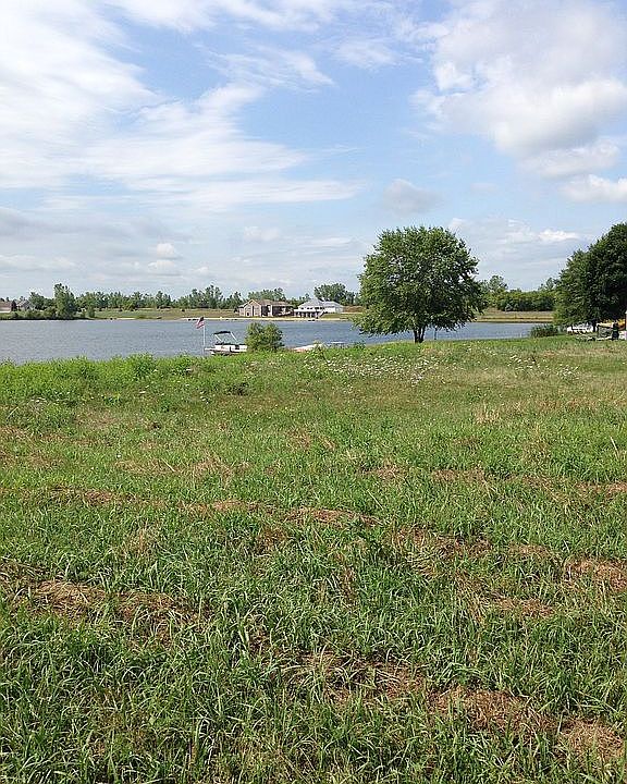 1st image of 4210 Estate Way #V/l