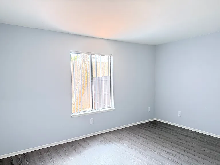12521 Centralia St #51 — Photo 7