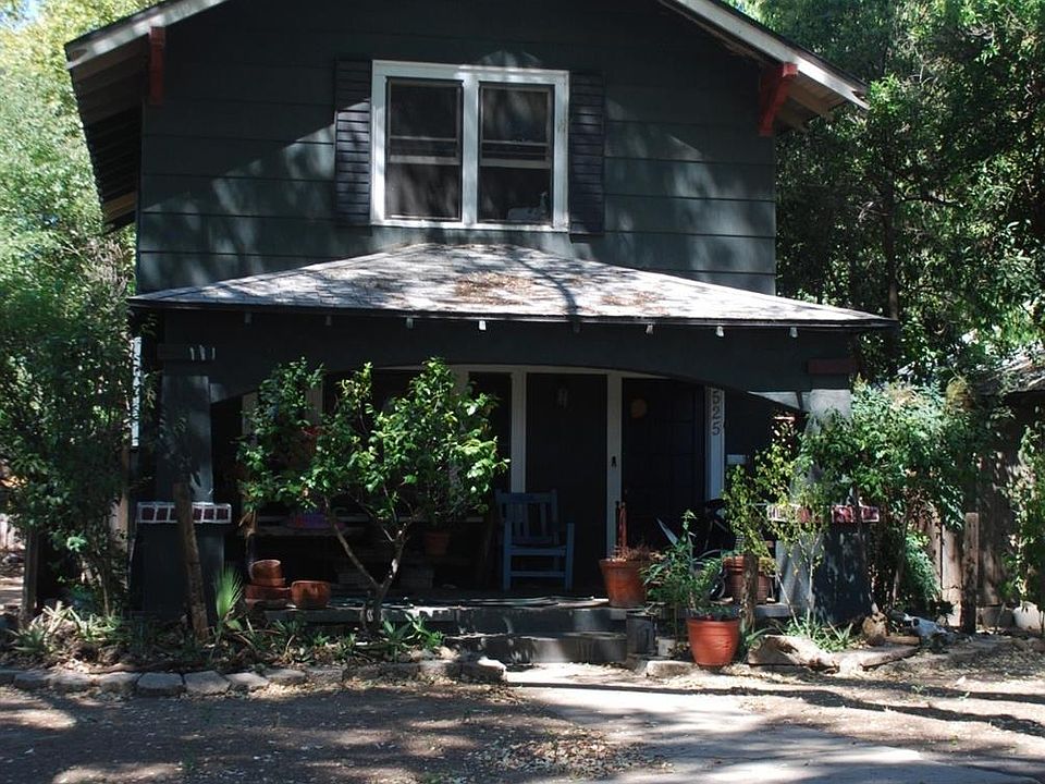 2nd image of 525 Kimble St