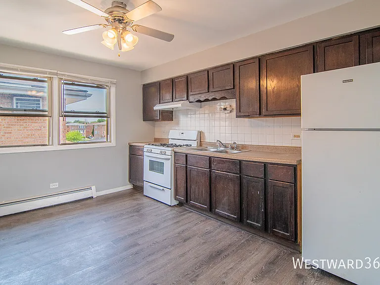 1665 Harbor Ave #3S — Photo 6
