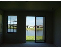 4th image of 625 Grand Canal Dr