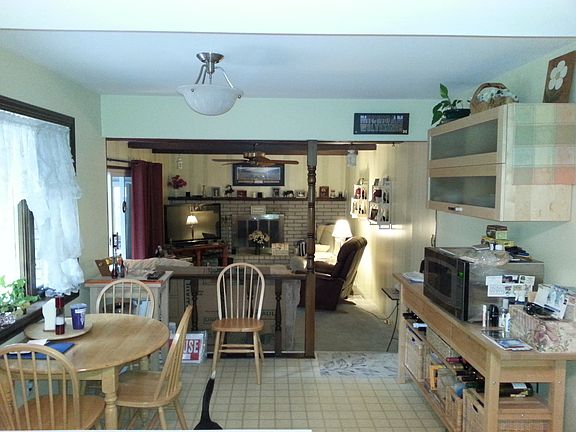 3rd image of 15523 Hix St