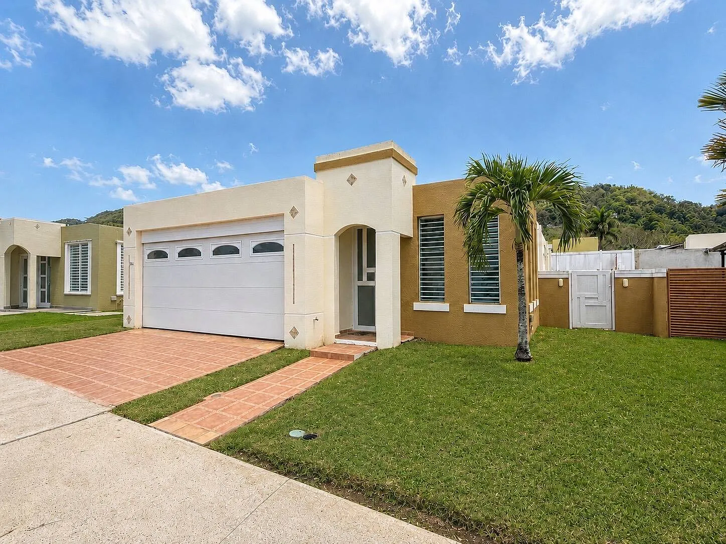 3 bed, 2.0 bath, $1,900 — Photo 1