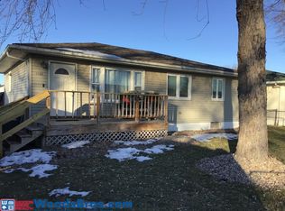 2208 W 10th St, Grand Island, NE 68803