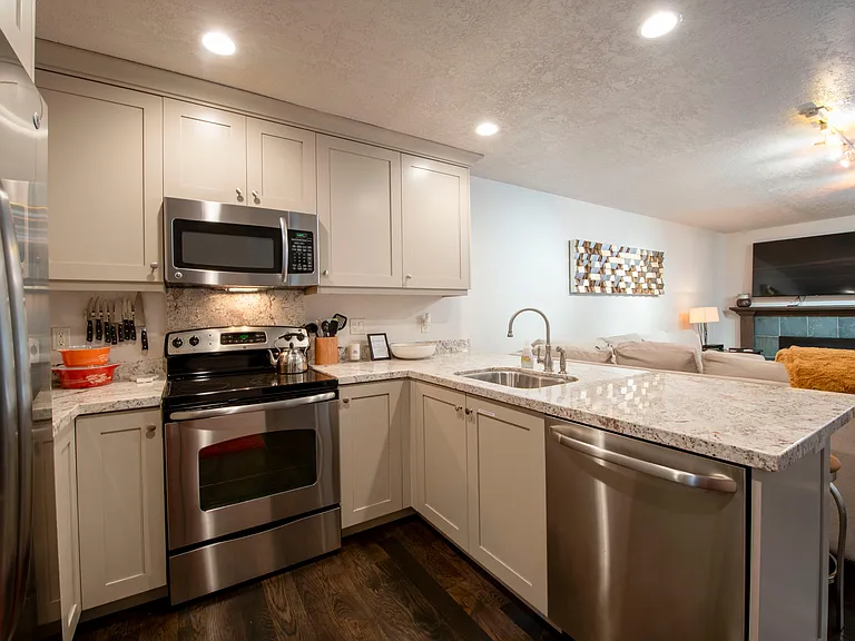 401 Silver King Dr #9 — Photo 11