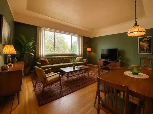 1676 Frances St #6, Vancouver, BC V5L 1Z4