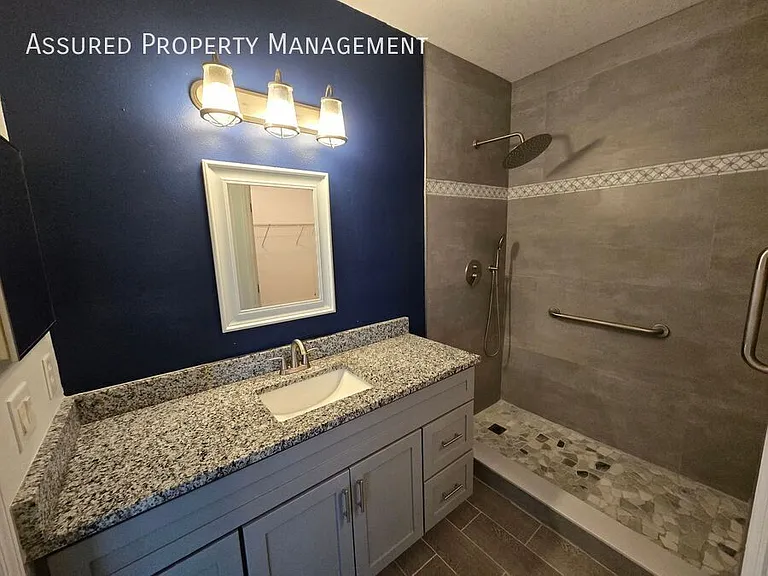 2048 Cypress Bay Blvd — Photo 8