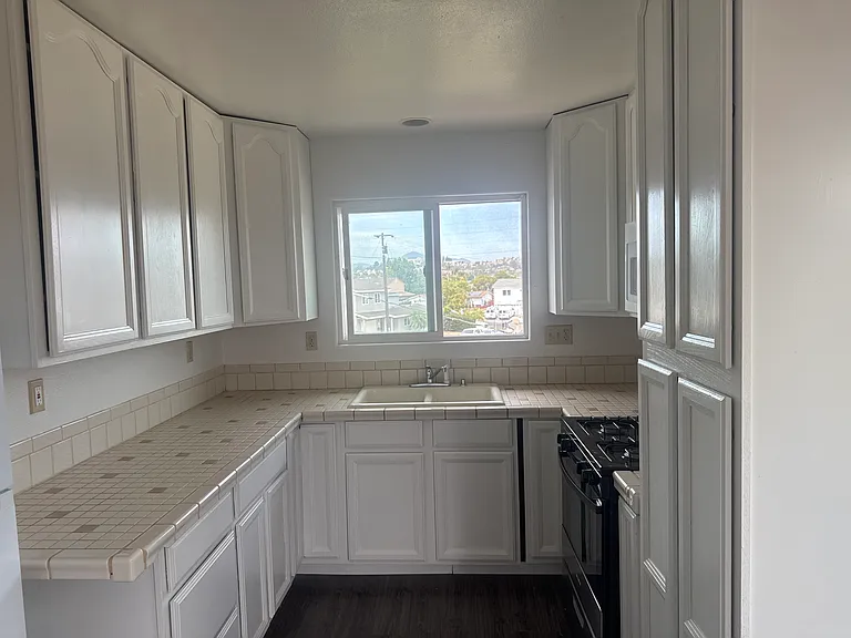 460 Quail Ct — Photo 13