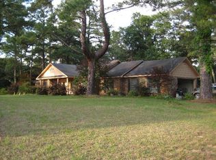 516 Sportsman Clb, Leesburg, GA 31763