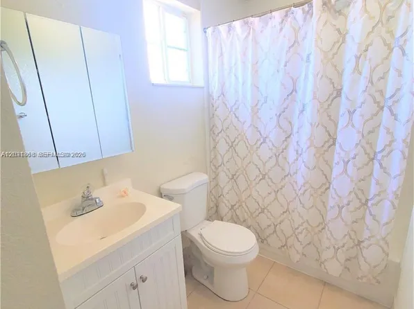 15250 SW 134th Pl APT 110, Miami, FL 33177