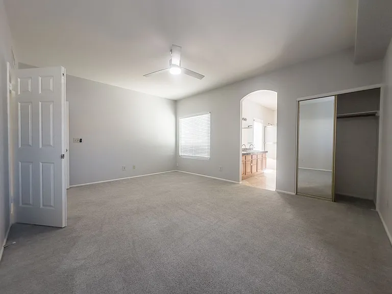 152 W La Vieve Ln — Photo 14
