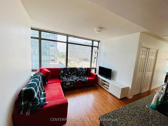 4th image of 37 Grosvenor St #603