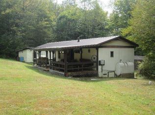 132 Spring Run Rd, Smethport, PA 16749