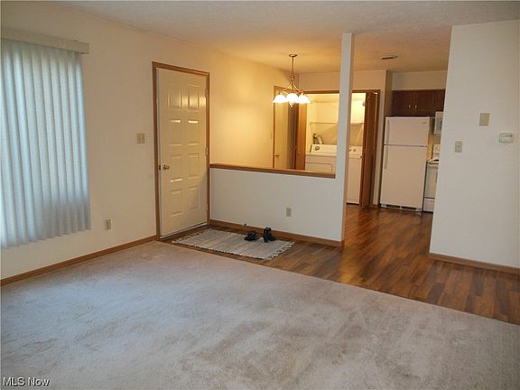 2nd image of 130 Royal Crest Dr Unit G