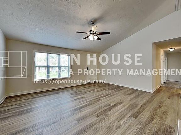 4th image of 607 River Bend Cir SW