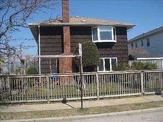 1st image of 558 Lindell Blvd