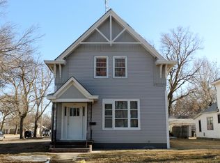 603 W Division St, Grand Island, NE 68801