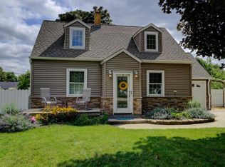 10919 W Marion St, Wauwatosa, WI 53222