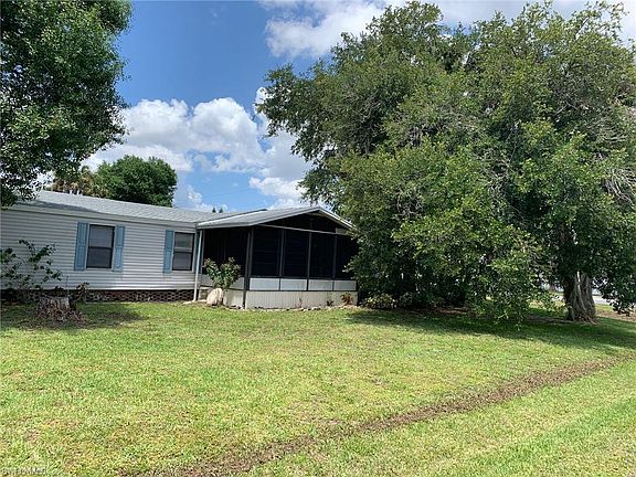 2nd image of 2505 Zoysia Ln