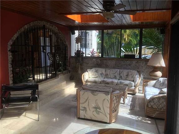 3rd image of 51 E Dilido Dr #0