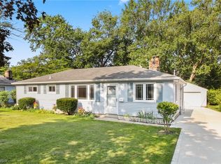 8158 Dartmoor Rd, Mentor, OH 44060