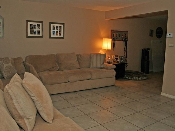 2nd image of 8859 Salmon Falls Dr APT C
