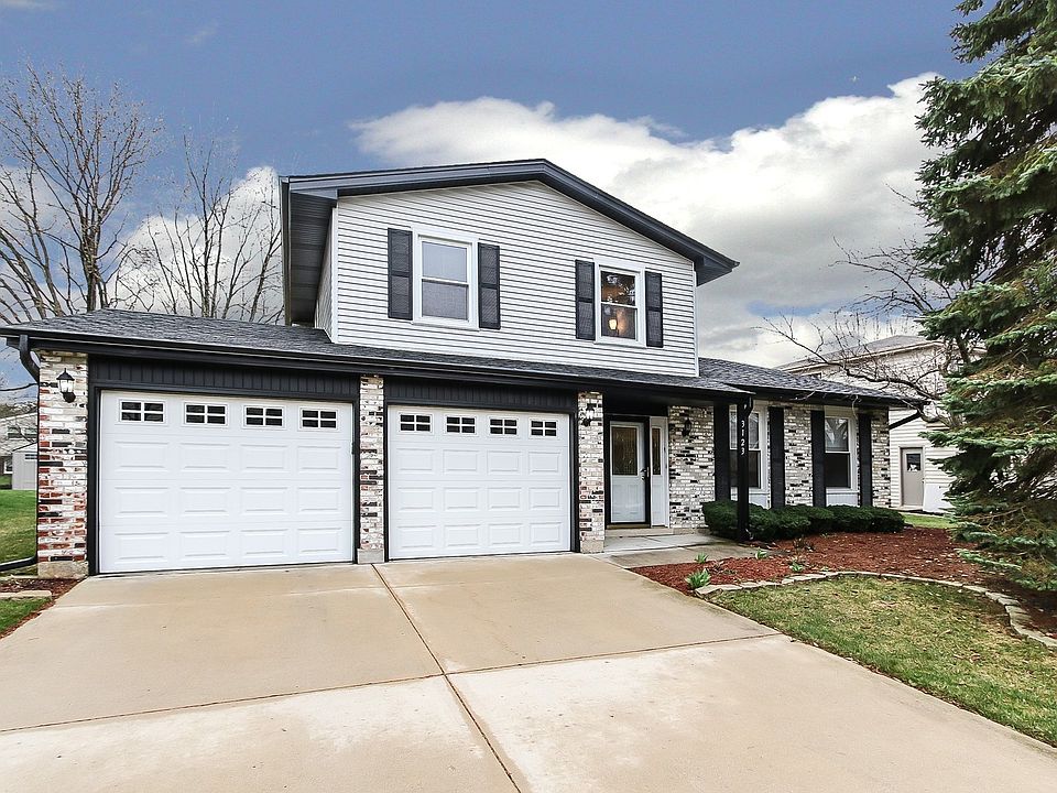 1st image of 3123 N Carriageway Dr