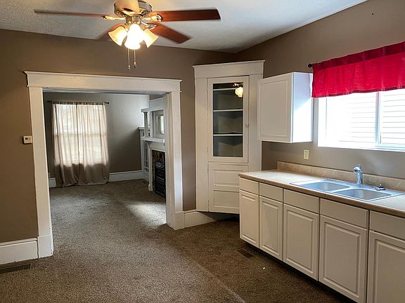 4th image of 630 N Dawson St #628