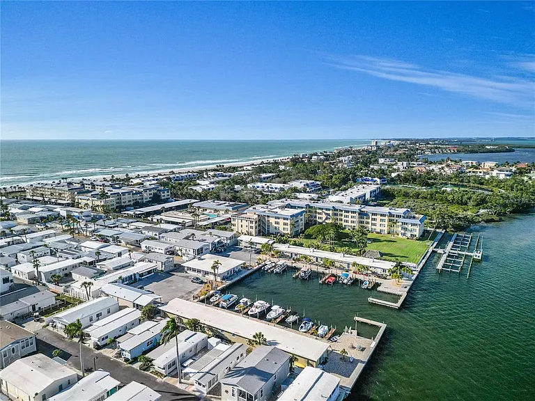 3740 Gulf Of Mexico Dr #114 — Photo 5