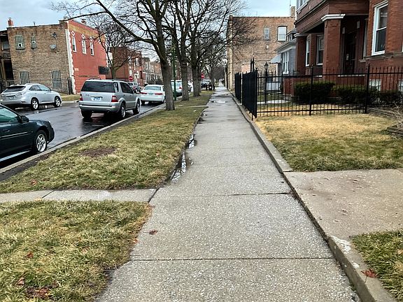 3rd image of 7121 S Eberhart Ave