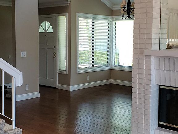 Spacious dining room adjacent to kitchen