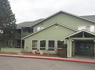 242 SW 3rd St #8061, Madras, OR 97741